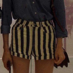 H&M | STRIPED HIGH RISE PLEATED DENIM SHORT | Size XS